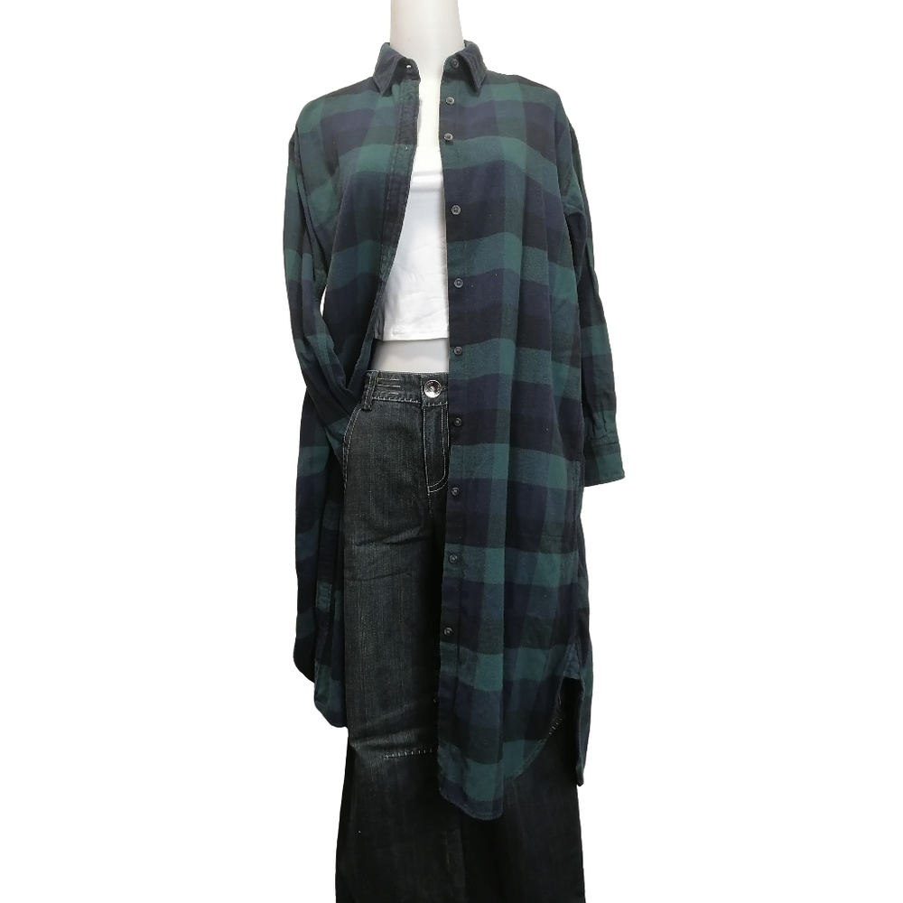 ☘️☘️☘️ Green & Black Long Plaid Button-Up Shirt dress by uniqlo